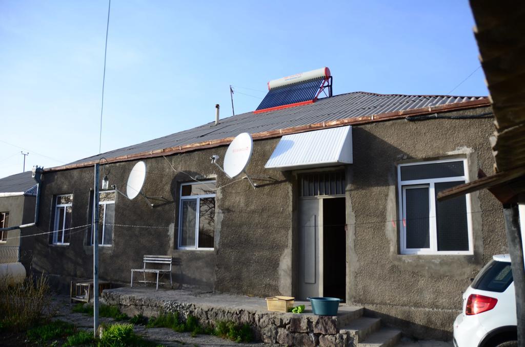 Barseghyan'S Guest House Vardenis Exterior photo
